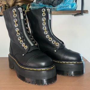 Dr. Martens Sinclair Hi Max